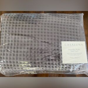 Casaluna Gray Waffle Bath Towel